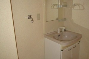 東町ビル【令和6年6月屋上防水済！2階部リノベ済！】のサムネイル